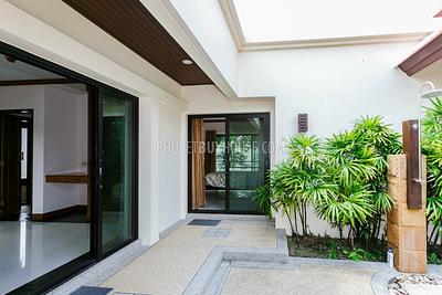 NAI5824: Contemporary Villa is 350 sqm near Naiharn Beach. Photo #29