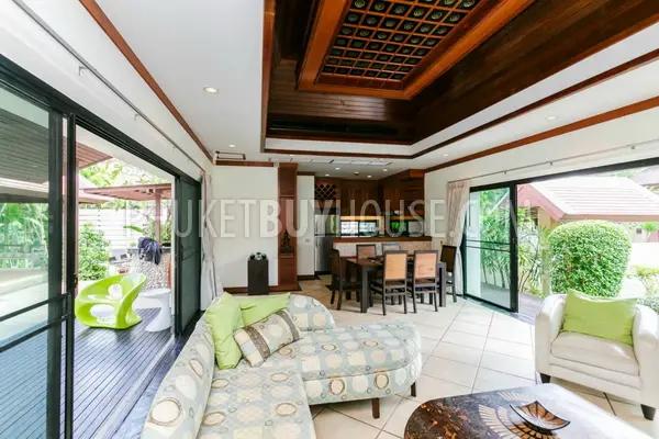 NAI5824: Contemporary Villa is 350 sqm near Naiharn Beach. Photo #31