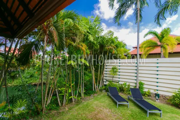 NAI5824: Contemporary Villa is 350 sqm near Naiharn Beach. Photo #38