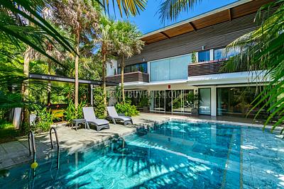 KTH5827: Fantastic Four Bedroom Villa in Kathu. Photo #4