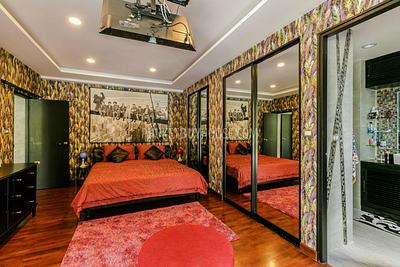 KTH5827: Fantastic Four Bedroom Villa in Kathu. Photo #31