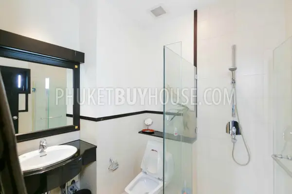 LAY5830: Huge Penthouse at a closed Complex in Layan. Photo #16