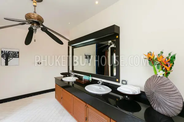 LAY5830: Huge Penthouse at a closed Complex in Layan. Photo #48