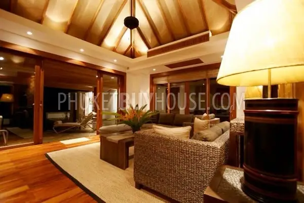 SUR5840: Fantastic Villa with Amazing Sea View. Photo #11