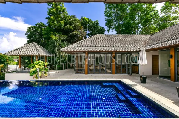 RAW5800: Magnificent Villa with Contemporary Design and Tranquility Environment. Fotoğraf #15