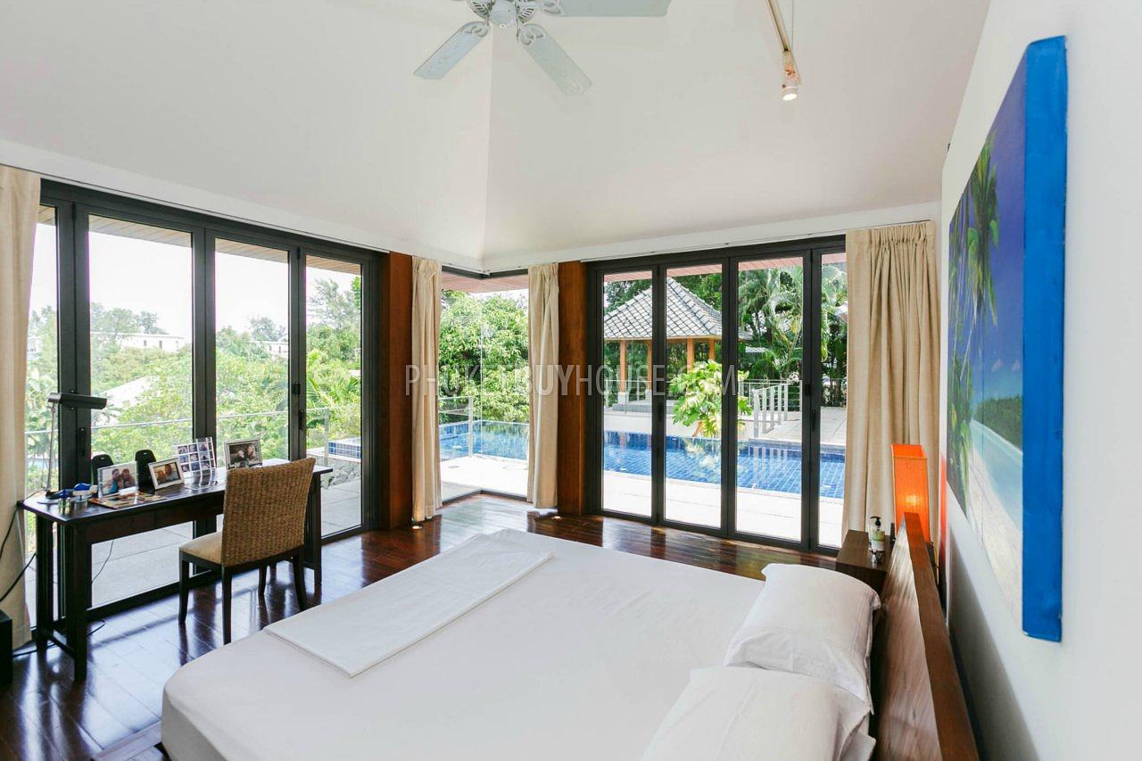 RAW5800: Magnificent Villa with Contemporary Design and Tranquility Environment. Photo #17