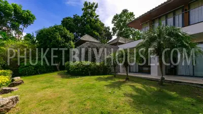 RAW5800: Magnificent Villa with Contemporary Design and Tranquility Environment. Photo #27