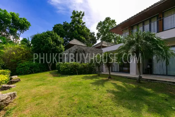RAW5800: Magnificent Villa with Contemporary Design and Tranquility Environment. Fotoğraf #27