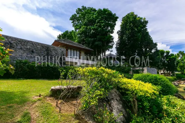 RAW5800: Magnificent Villa with Contemporary Design and Tranquility Environment. Fotoğraf #28