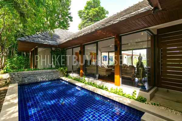 RAW5800: Magnificent Villa with Contemporary Design and Tranquility Environment. Fotoğraf #30