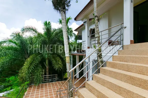 NAI5806: Two-Storey House with 3 Bedrooms, Nai Harn Beach. Photo #6