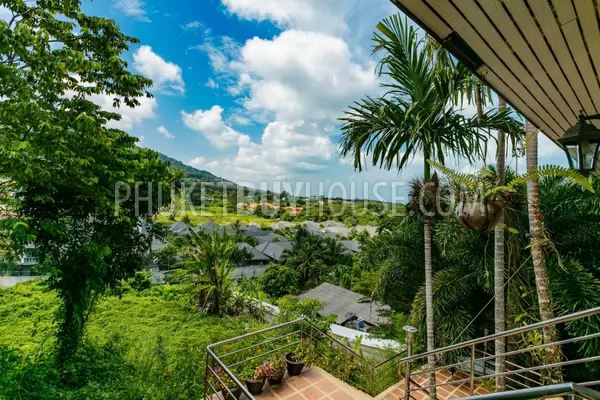 NAI5806: Two-Storey House with 3 Bedrooms, Nai Harn Beach. Photo #15
