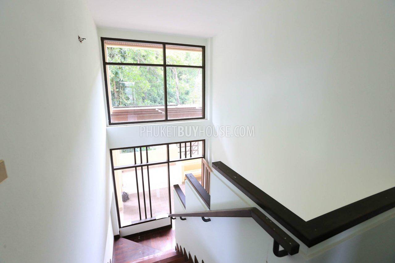 MAI5808: Comfortable Split-Level Apartment in Mai Khao. Photo #15