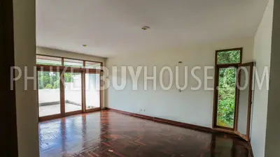 MAI5809: Magnificent Three Bedroom Apartment in Mai Khao. Photo #7