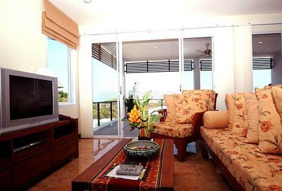 EAS5810: Magnificent Two Bedroom Apartment in East of Phuket. Photo #3