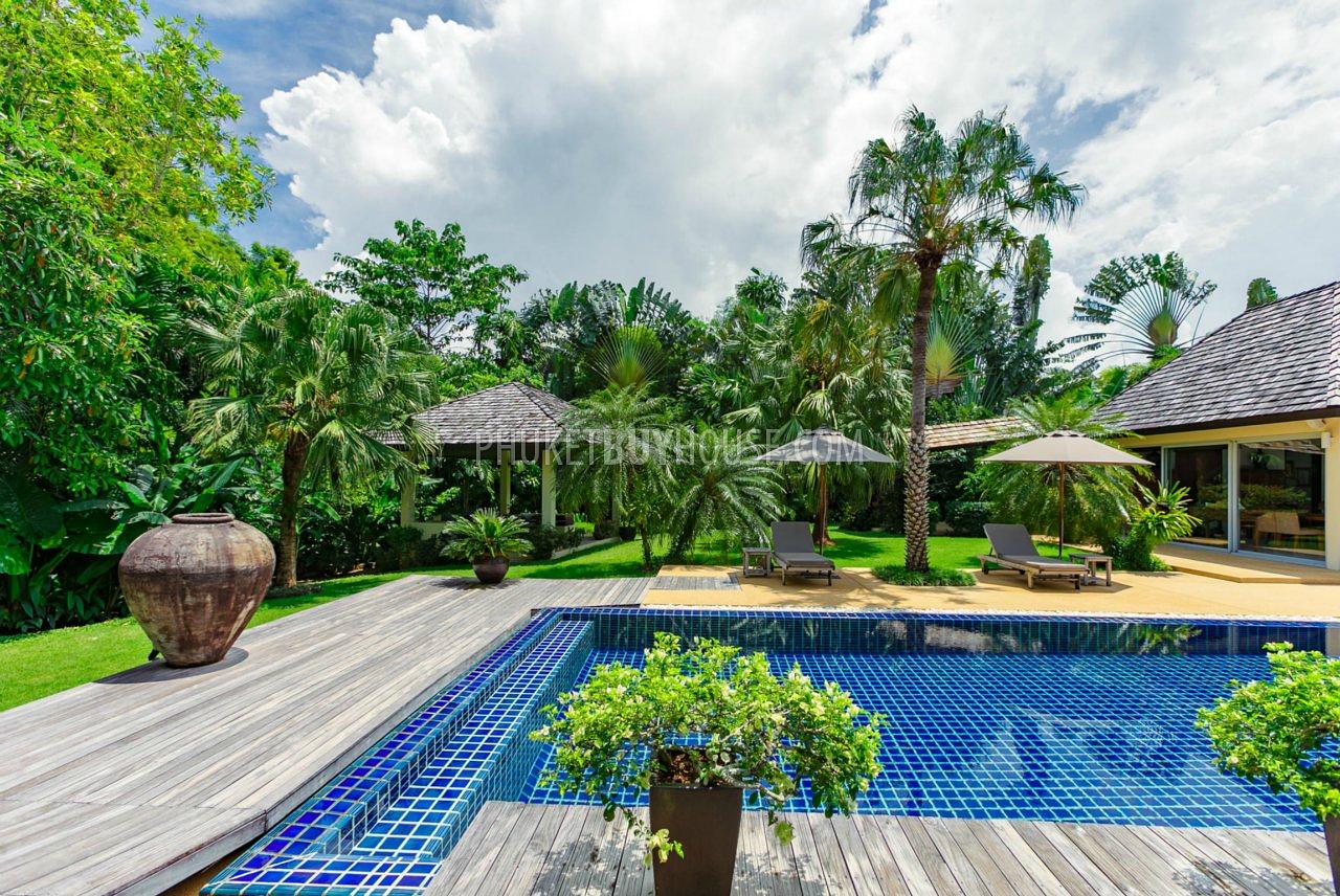 LAY5819: Luxury Five Bedroom Villa in walking distance from the Layan Beach. Photo #2