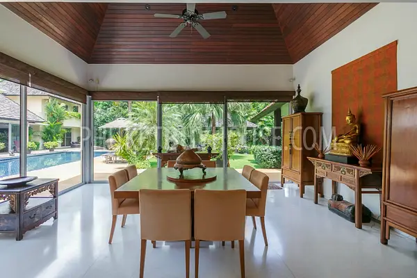 LAY5819: Luxury Five Bedroom Villa in walking distance from the Layan Beach. Photo #3