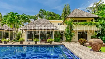 LAY5819: Luxury Five Bedroom Villa in walking distance from the Layan Beach. Photo #8