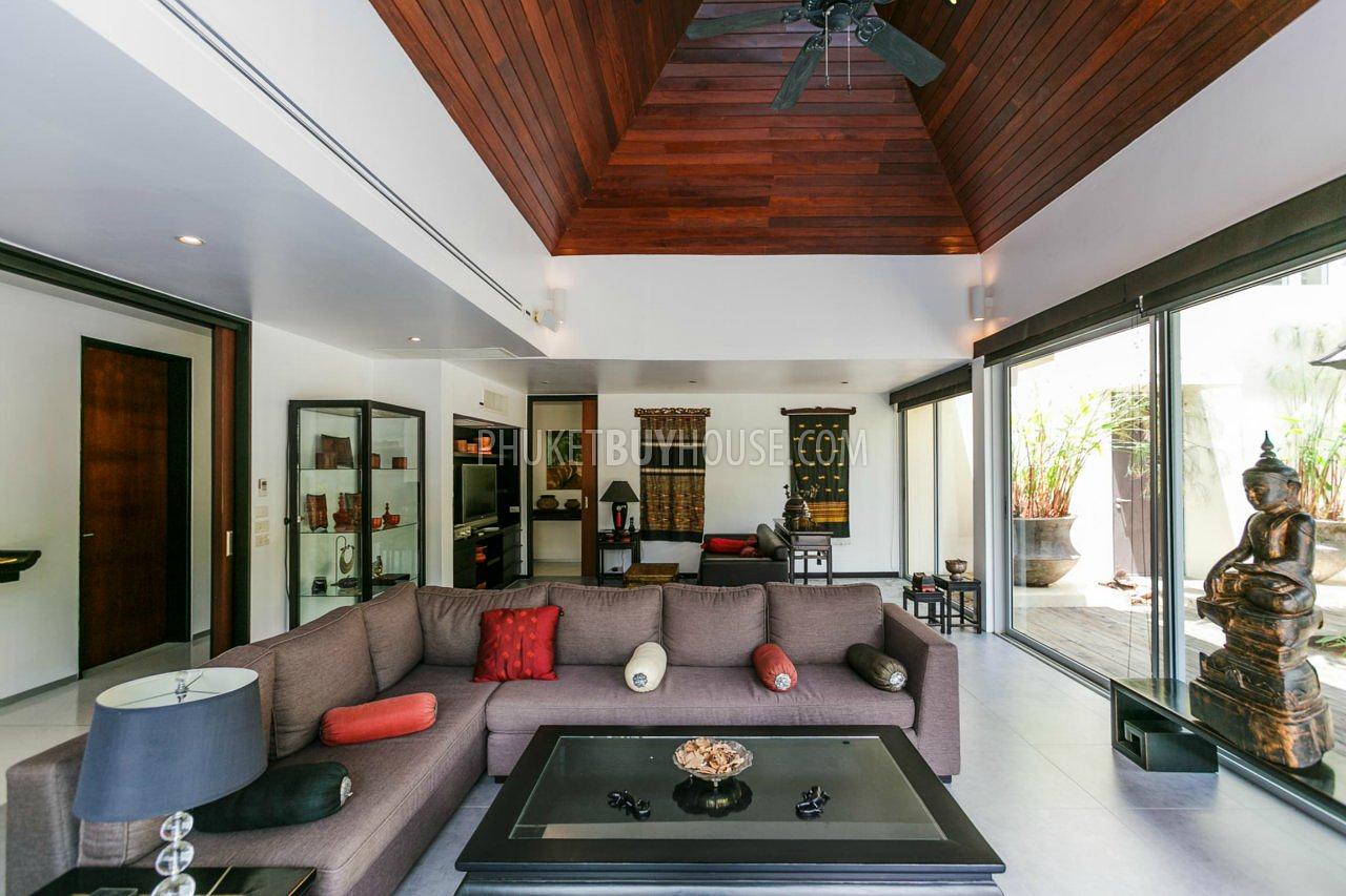 LAY5819: Luxury Five Bedroom Villa in walking distance from the Layan Beach. Photo #10