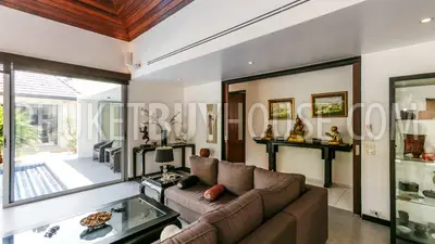 LAY5819: Luxury Five Bedroom Villa in walking distance from the Layan Beach. Photo #11
