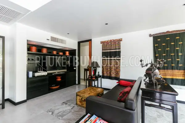 LAY5819: Luxury Five Bedroom Villa in walking distance from the Layan Beach. Photo #12