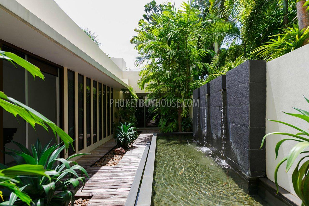 LAY5819: Luxury Five Bedroom Villa in walking distance from the Layan Beach. Photo #19