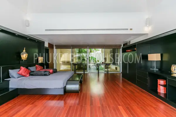 LAY5819: Luxury Five Bedroom Villa in walking distance from the Layan Beach. Photo #21