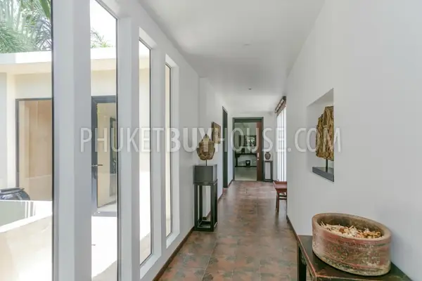LAY5819: Luxury Five Bedroom Villa in walking distance from the Layan Beach. Photo #24