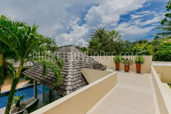 LAY5819: Luxury Five Bedroom Villa in walking distance from the Layan Beach. Photo #29