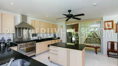 LAY5819: Luxury Five Bedroom Villa in walking distance from the Layan Beach. Photo #33