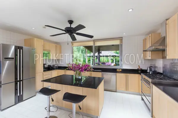 LAY5819: Luxury Five Bedroom Villa in walking distance from the Layan Beach. Photo #51
