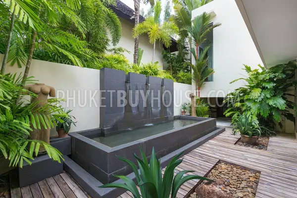 LAY5819: Luxury Five Bedroom Villa in walking distance from the Layan Beach. Photo #58