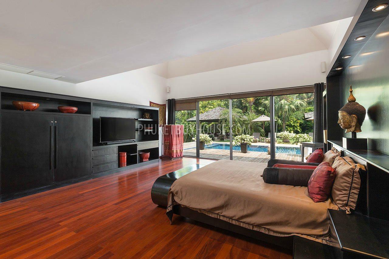 LAY5819: Luxury Five Bedroom Villa in walking distance from the Layan Beach. Photo #60