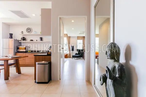 KAR5868: Elegant Apartment with 2 Bedroom at a heart of Karon. Photo #32