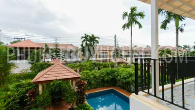 BAN5869: Modern and Stylish Villa at the Complex. Fotoğraf #34