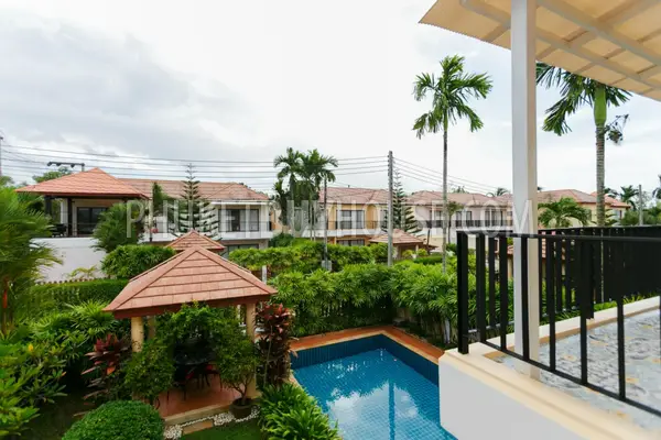 BAN5869: Modern and Stylish Villa at the Complex. Fotoğraf #34