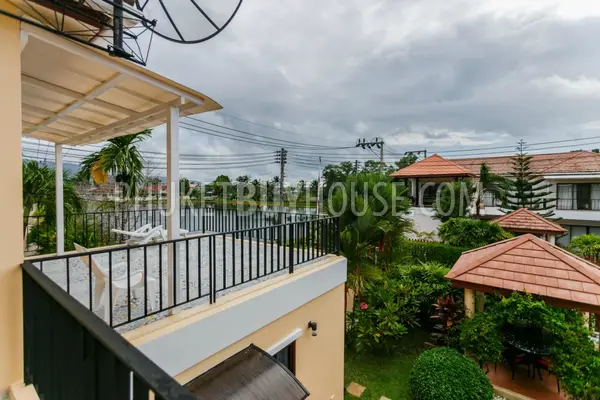 BAN5869: Modern and Stylish Villa at the Complex. Fotoğraf #35