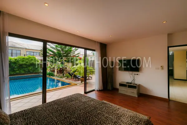 BAN5870: 3 Bedrooms Pool Villa in BangTao. Fotoğraf #12
