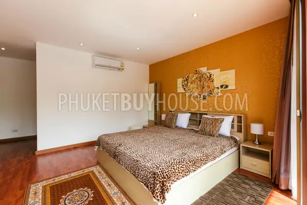 BAN5870: 3 Bedrooms Pool Villa in BangTao. Fotoğraf #14
