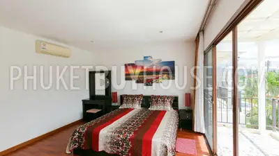 BAN5870: 3 Bedrooms Pool Villa in BangTao. Fotoğraf #25