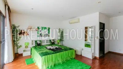 BAN5870: 3 Bedrooms Pool Villa in BangTao. Fotoğraf #32