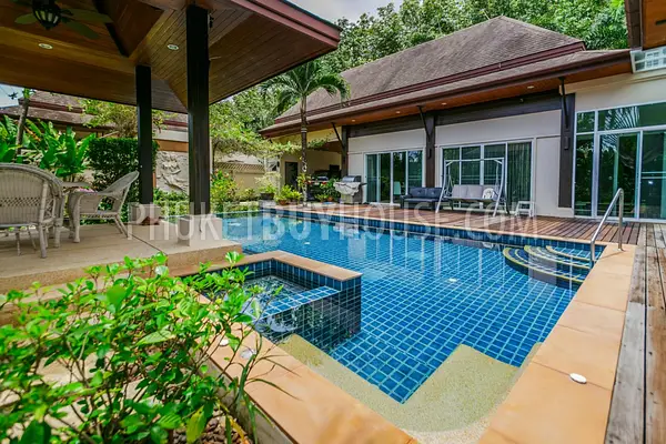 TAL5874: Modern House near the British School. Photo #3