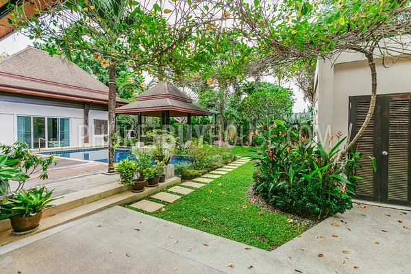 TAL5874: Modern House near the British School. Photo #20