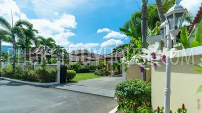 BAN5875: Elegant Villa with Pool in Bang Tao. Photo #9