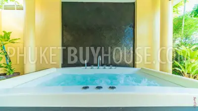 BAN5875: Elegant Villa with Pool in Bang Tao. Photo #36