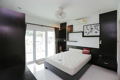 KAR5878: 2 Bedroom corner Townhouse only 500m from the sea. Photo #9