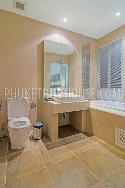 KAM5881: Stylish Apartment with Spacious Balconies. Photo #9