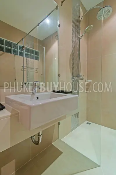 KAM5881: Stylish Apartment with Spacious Balconies. Photo #13