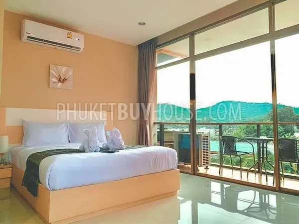 NAI5843: Modern 1 Bedroom Apartment in walking distance from Nai Harn Beach. Photo #6