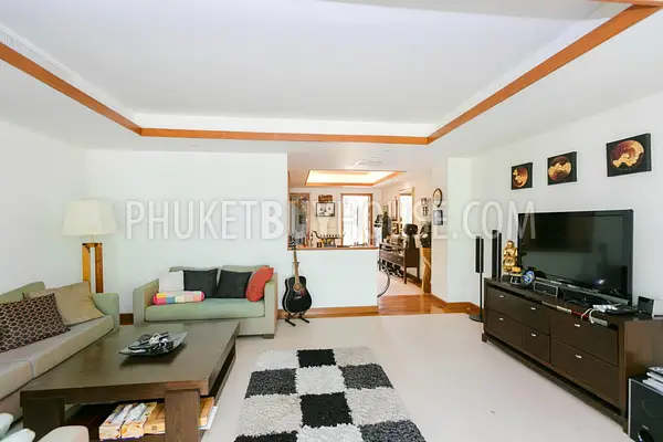 BAN5844: Beautiful 2 Bedroom TownHouse in BangTao. Fotoğraf #8